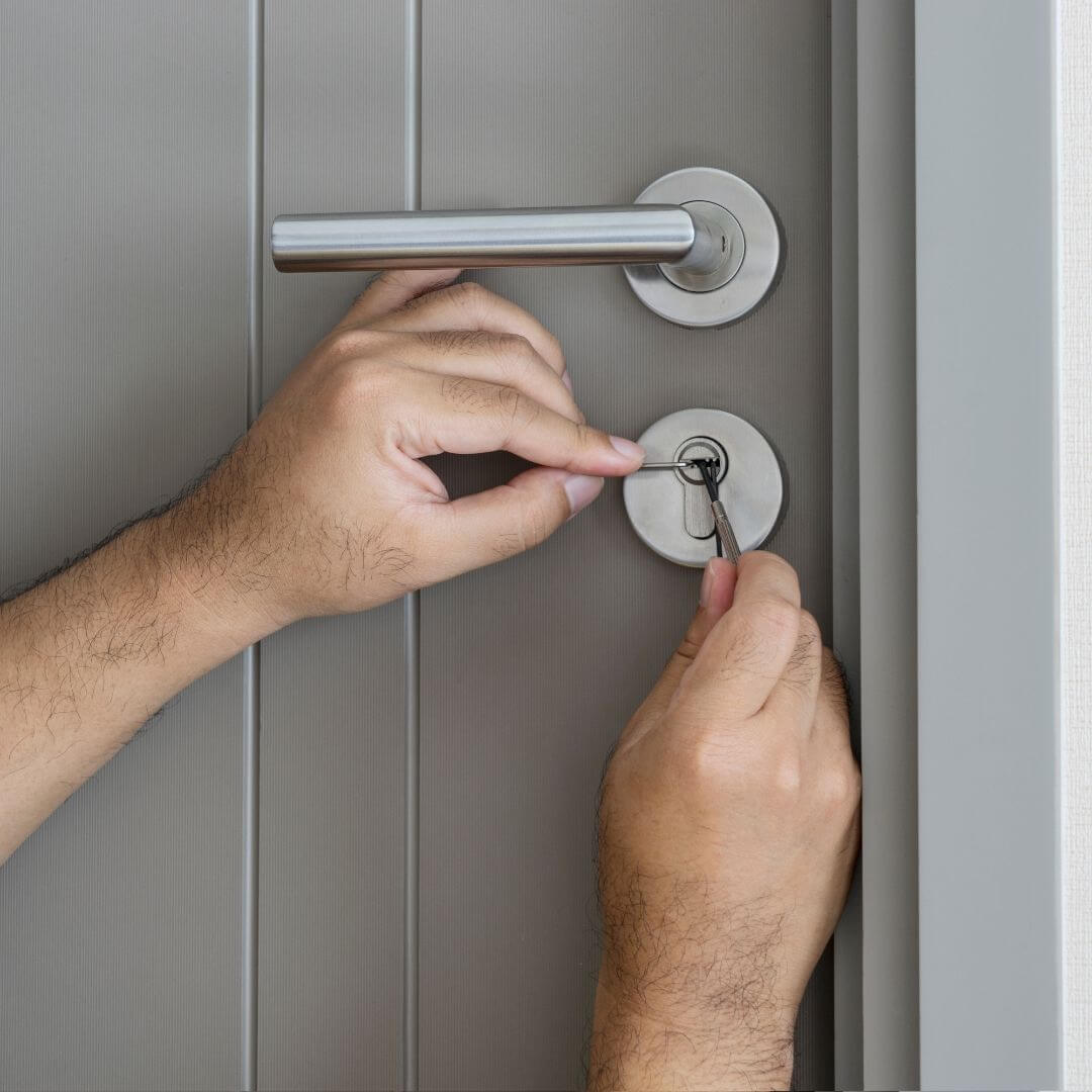 How to Find a Trusted Locksmith in Phoenix?