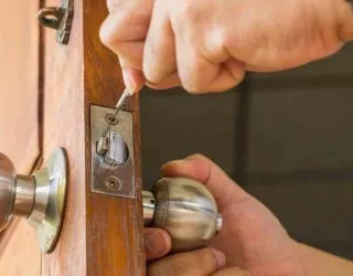 How to Find a Good Locksmith in Phoenix